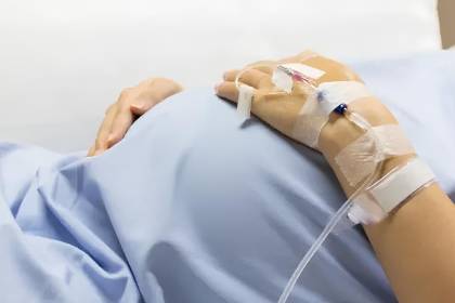 Embarazada con chikungunya está en evaluación constante para evitar que pierda a su bebé