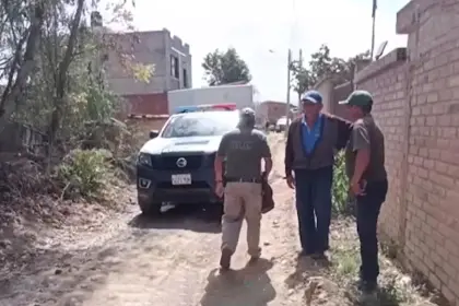 Hallan a adulto mayor sin vida, atado de pies y manos dentro de su vivienda