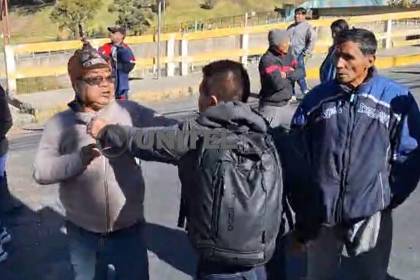 Conductores Vs vecinos: Tensión en el sur de La Paz por la falta de gasolina 