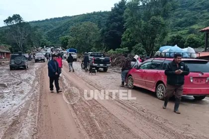 Aguardan el cese de las lluvias para completar la rehabilitación de la ruta antigua Santa Cruz – Cochabamba