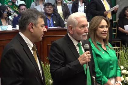 Costas, el primer gobernador de Santa Cruz en la era autonómica recibió un reconocimiento del Senado