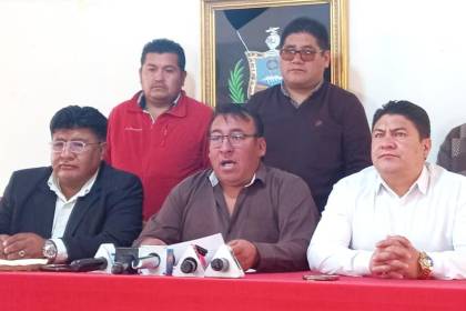 Choferes denuncian que el plan de resarcimiento tiene “complicaciones” y dan plazo de 48 horas al Gobierno para resolver las quejas