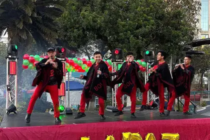 Su música y sus tradiciones: La Revista rinde homenaje a La Paz en los 216 años de su gesta libertaria 