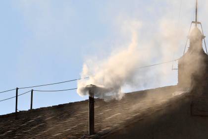 Humo blanco: ¡Habemus Papa! Se eligió al sucesor de Francisco