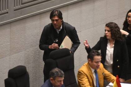 Ministro Zamora: “Iniciamos el Gobierno con ocho aeronaves para más de 12 millones de habitantes”