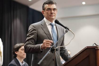 Designan a cuatro vocales electorales departamentales en representación del Ejecutivo