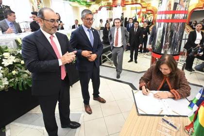 Estos son los acuerdos entre CAF e instituciones nacionales anunciados este jueves