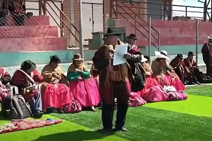 Campesinos de La Paz anuncian bloqueo indefinido desde el miércoles por la gasolina y la ley de conversión de tierras