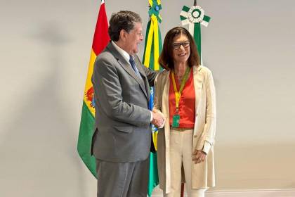 Ministro anuncia “mesas técnicas y agenda abierta” con Petrobras tras reunión en Brasil