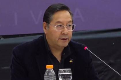“Si venimos para la foto, estamos perdiendo el tiempo”: Arce pide cumplir compromisos de la cumbre por la democracia
