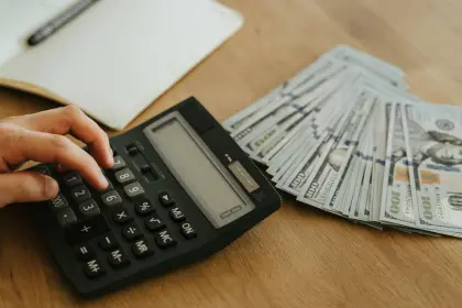 ¿A cuánto se cotiza el dólar referencial y digital en Bolivia en este primer domingo de 2026?