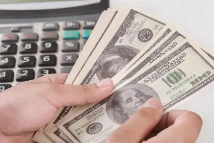 Esta es la cotización del dólar referencial y digital en Bolivia en las primeras horas de este domingo