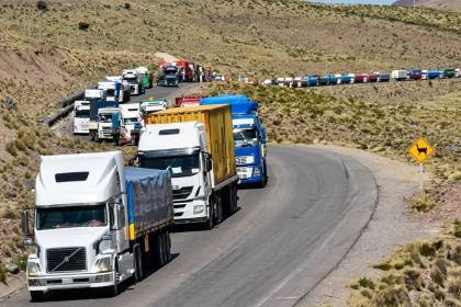 Transporte cooperativizado de Cochabamba se retira de la reunión con el Gobierno y anuncian medidas 