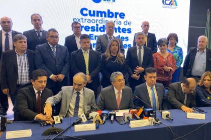Empresarios exigen al Gobierno coordinar las políticas económicas que afecten al sector privado