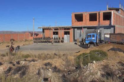 Comandante de las FFAA reporta que se desbloquearon de 15 a 20 puntos en la ruta La Paz - Oruro