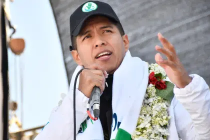 “Lograron promover la victoria de la derecha”, el mensaje de Andrónico a los promotores del voto nulo