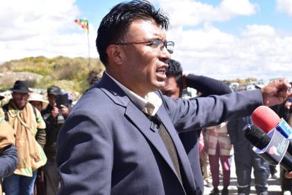 Desde la oposición piden a la justicia y al Senado actuar sin demora contra Nilton Condori