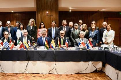 En Santa Cruz, banca regional evalúa su capacidad de respuesta ante choques adversos y tensiones económicas