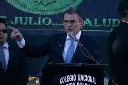 “No importa si son de izquierda o derecha”: Paz apela a la unidad parlamentaria para aprobación de leyes