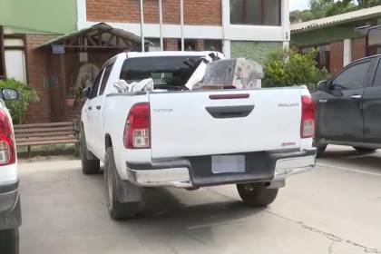 Hallan camioneta involucrada en al menos ocho atracos y robos en Cochabamba