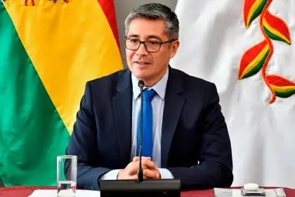 Ministro reporta que Bolivia pagó más de $us 500 millones de deuda externa en marzo con recursos propios