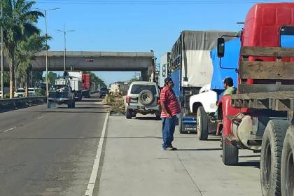 Desde este lunes habrá restricción vehicular en la doble vía Santa Cruz–Warnes