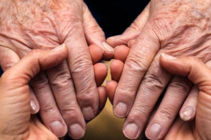 Día del Adulto Mayor: Bolivia celebra a quienes llenan de sabiduría y amor a las familias