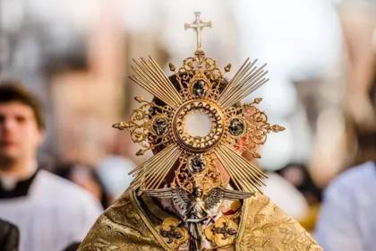 Santa Cruz se prepara para vivir Corpus Christi con misas y celebraciones de fe 
