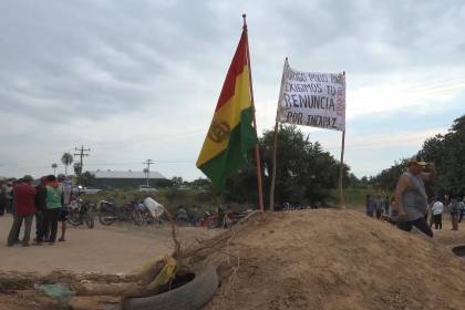 Bloqueo en San Julián: Gobierno convoca al diálogo para el domingo a las 10:00 en Cuatro Cañadas