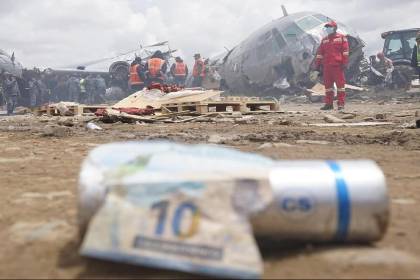 BCB señala que es difícil cuantificar la cantidad de billetes del avión siniestrado que está en circulación
