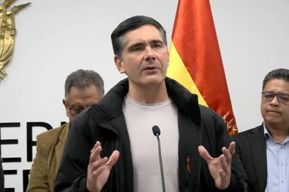 Gobierno convoca al diálogo para este domingo a campesinos de La Paz y a otros sectores movilizados