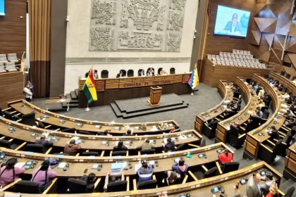 Cámara de Diputados: Queda sin efecto instructivo para devolver bienes y oficinas hasta el 10 de octubre