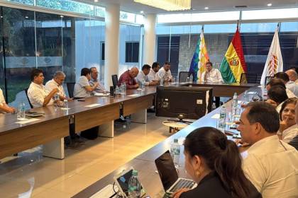 Agropecuarios declaran “estado de emergencia total” por diésel y anuncian monitoreo diario de la distribución de combustible