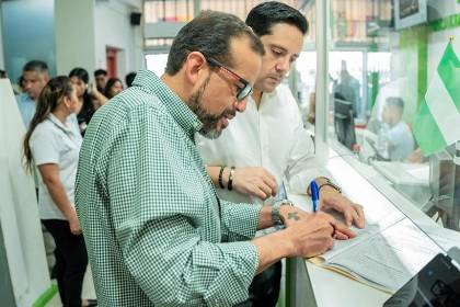Tras no instalarse la Comisión Agraria, Camacho presenta denuncia ante la directora del INRA