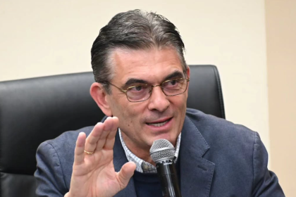 Paz defiende la Ley de Inversiones: “No me importa si el dólar viene de la derecha o la izquierda”