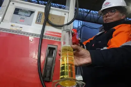 La Paz: Asosur rechaza precintado de un surtidor por supuesta irregularidad en la calidad del combustible