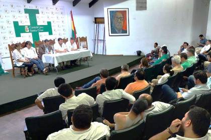 Comité pro Santa Cruz instala reunión de Directorio ante la emergencia por combustible en el país