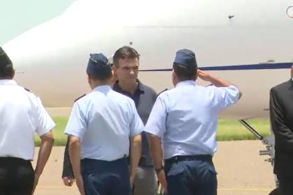 Paz llega a Santa Cruz y dice que se consiguió un monto de la cooperación para ayuda humanitaria a afectados en Samaipata