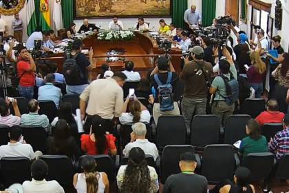 Instalan sesión del Concejo de Santa Cruz de la Sierra para tratar la ausencia de Jhonny, quien está detenido