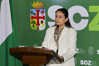Vicegobernadora cruceña lamenta que la población deba autoconvocarse a desbloquear y pide a la Policía aplicar la ley