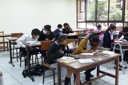 Salud recomienda clases presenciales con bioseguridad en municipios afectados por sarampión