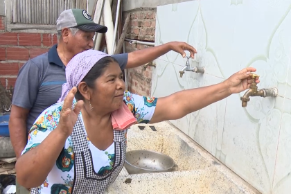 Más de 10 barrios de la capital cruceña denuncian que llevan días sin agua