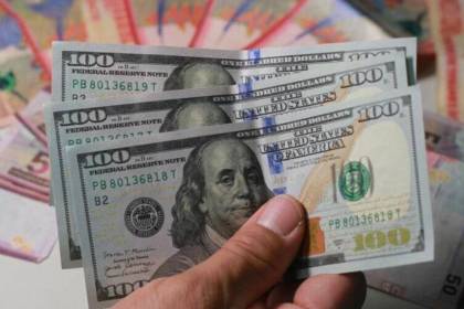Así se cotiza el dólar digital y referencial tras el anuncio de la devolución de esta moneda en Bolivia