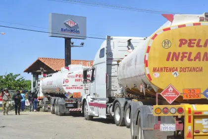 Asosur espera mayor asignación de combustibles; advierte que lo programado para diciembre no coincide con la demanda actual