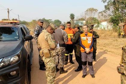 Arriba comisión de Brasil que se instalará en San Ignacio para el operativo contra los incendios forestales