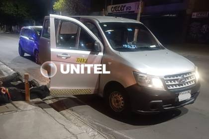 Tres hombres son acusados de robar en negocios usando un taxi en La Paz; cámaras ayudaron a su captura