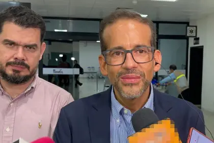 Camacho anuncia que se reunirá con el ministro de Economía este viernes para hablar sobre recursos para Santa Cruz