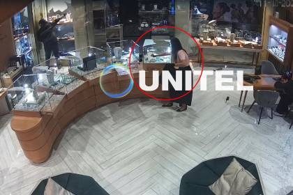 Atraco a joyería: Sale a la luz video que muestra a trabajadora aprehendida por presunta complicidad