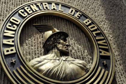 Economistas advierten que “las Reservas Internacionales apenas llegan al 4% del PIB”