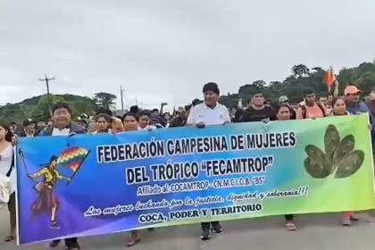 Evo Morales encabeza marcha en el trópico de Cochabamba contra el gobierno de Paz